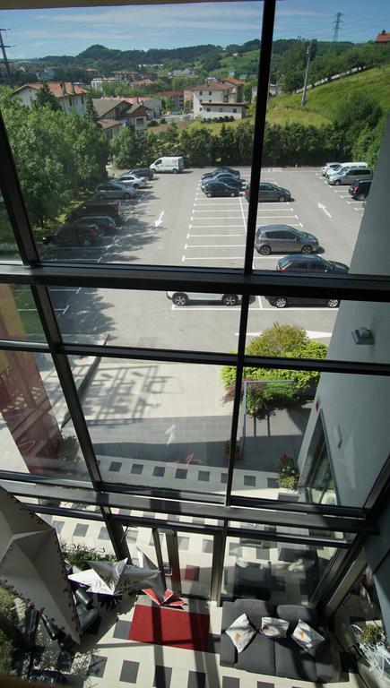 Hotel Txintxua Hernani Exterior photo