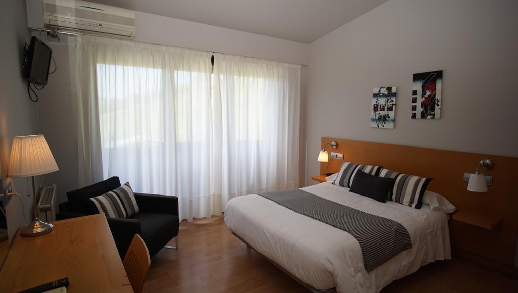 Hotel Txintxua Hernani Exterior photo